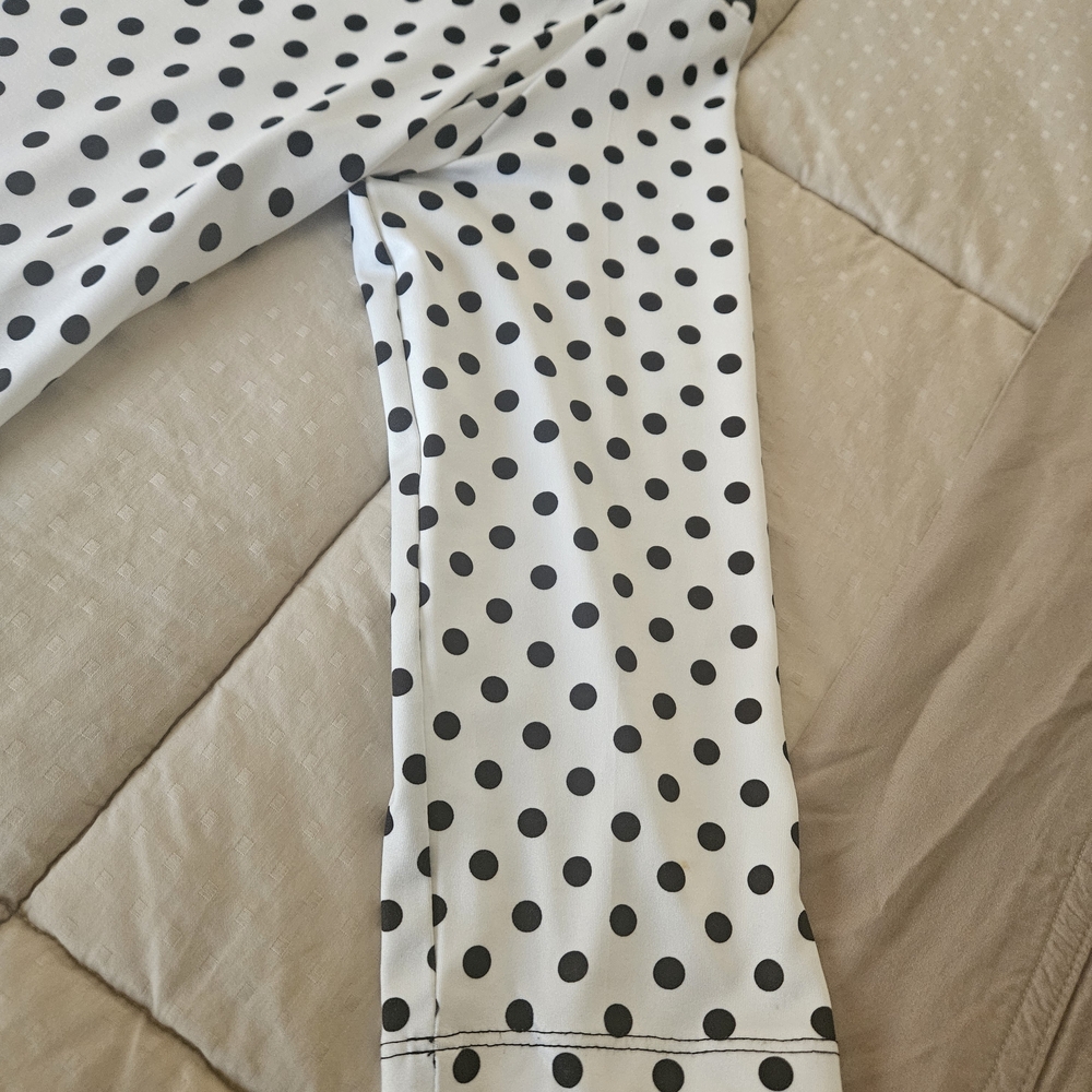 IC COLLECTION Black and White Polka Dot Top - Picture 4 of 6